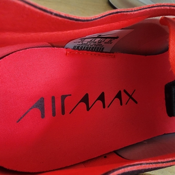 Nike Womens Air Max Dia SE Running Shoes AV4146-100 Flash Crimson Size 12 - Picture 11 of 12